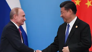 La Chine signe des accords commerciaux sans précédent avec la Russie et promet de défendre les in…