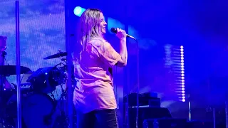 Alanis Morissette - Everything (Snippet) + Mary Jane - Live PNC Bank