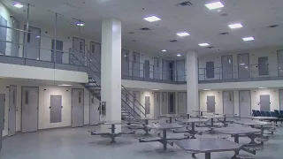 Tarrant County to end contract with private prison, bring inmates back to Fort Worth