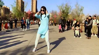 ♫ ♪ 🎶💃 Красавица 🔝💘 ЦинЦин 🔔Танцует под Киргизский 💃🔹️Буй Буй Буй! ♪ 🎶 на Узбекском языке 🔔 ♪ 🎶 💘🔔🔔🔔