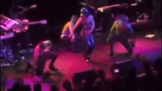 Kelly Rowland | Lights Out Tour (Video #2)