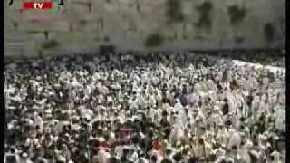 Jpost Video: A massive blessing at the Western Wall