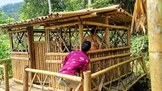 17 year old girl. Arrange traps for bad guys, bad guys fall into traps, harvest corn, build farms