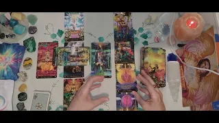 LAV Spustite gard i prepustite se nežnom zagrljaju ljubavi 💕 APRILSKO IZNENAĐENJE - TAROT