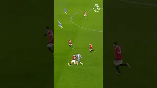 Ten Hag Ball! Started by De Gea & finished by Shaw