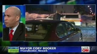 CNN: Mayor Cory Booker uses Twitter to serve Newark