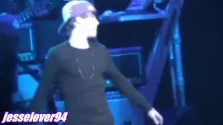 Justin Bieber feat. Jessica Jarrell-Overboard(LIVE 2010)