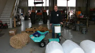 Mini Round bale wrapper operation