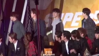 [FANCAM] 141221 가요대전 에픽하이 무대 즐기는 WINNER