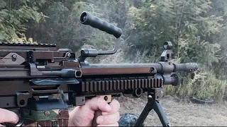 FN M249. Огляд зброї у війську