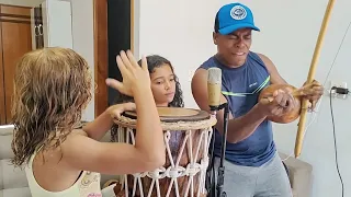 Toda criança Devia Jogar Capoeira CM Acerola 2022