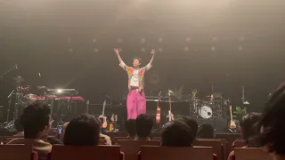 Jacob Collier & The Audience Choir - And So It Goes (Live in Singapore 2022)