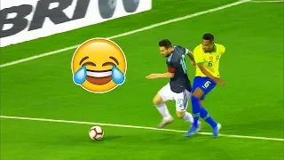 Funny Soccer Football Vines 2019 - Goals l Skills l Fails