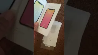 iPhone xr unboxing