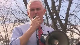 Vice President Mike Pence visits vandalized Jewish cemetery in Missouri