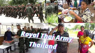 ผู้บัญชาการทหารบกไทย Tag der Angehörigen bei der Royal Thai Army in Sakon Nakhon Thailand.