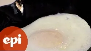 How to Make a Fried Egg, Over Easy