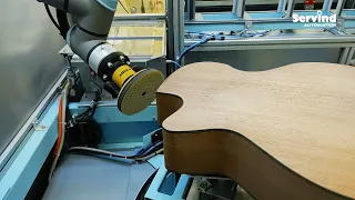 Servind Automation - Robotické broušení těl kytar před lakováním ve Furch Guitars