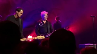 The Offspring - Gone Away (live) 9-9-2017 Detroit, MI
