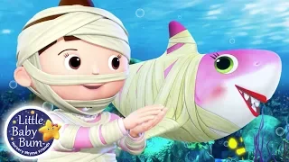 Halloween Songs for Kids | Baby Shark Halloween Special | Little Baby Bum