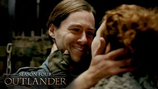 Roger Finds Brianna In Wilmington | Outlander