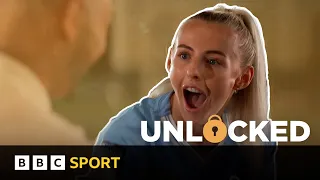 Manchester City's Chloe Kelly reveals her phone secrets | UNLOCKED