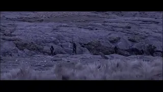 La mejor escena de el Soldado solo conocido por Dios Escaramuza / MALVINAS ARGENTINAS