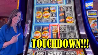 Wow! Winning BIG on the NFL Super Bowl Jackpots Slot Machine!in Las Vegas! #nfl