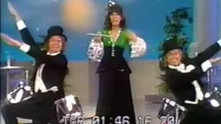 KAREN CARPENTER on "The Carol Burnett Show" 1971