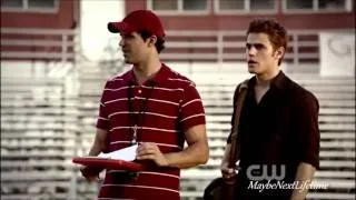 The Vampire Diaries 1x3 Stefan In Class