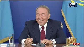 «Логика непонятна» – эксперты о новом казахском алфавите на латинице