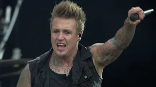 Papa Roach Full Performance at Hellfest 2013