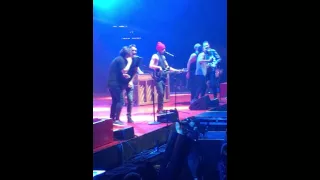 twenty one pilots - Twist & Shout (Cover) | St. Paul, MN 7/29/16