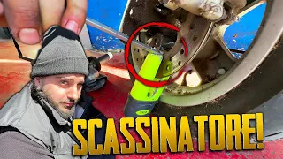 SCASSINIAM0 LO SCOOTER DI UN CLIENTE! 😱- OFFICINE DA INCUBO EP.3