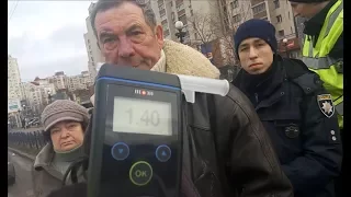 ОСТОРОЖНО!!! Пьяные пенсионеры ездят за рулём по Киеву.