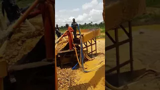 Gold mining in Africa 500 grams a day