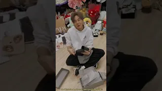 [EngSub] Boun unwrap Birthday Gift given by Prem🎁