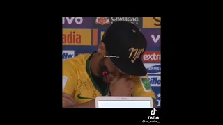 se fosse 2 cm pra dentro,eu hoje poderia tá de cadeira de roda neh kkkkk #Viral #Neymar #meme