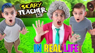 SCARY TEACHER 3D In Real Life PRANKED BY SIREN HEAD! Miss T Is After Our HEXBUG JUNKBOTS