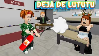 Roblox Español🏡RP - Momento divertido: Lututu rebellious