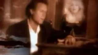 【HD1080P】Julio Iglesias & Dolly Parton - “When you tell me that you love me”