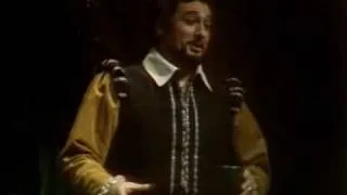 Placido Domingi in Rigoletto Verdi - La donna e mobile