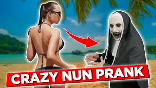 SHE HAS NO IDEA WHATS BEHIND HER. CRAZIEST REACTIONS. THE NUN PRANK IN TIMES SQUARE