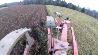 Massey Ferguson 3070 Ploughing 3 Furrow Kverneland