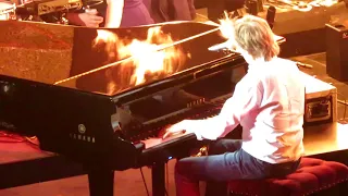 Paul McCartney - Live And Let Die (Vienna 2018 2nd night)