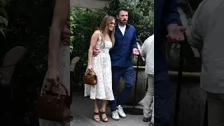 Jennifer Lopez & Ben Affleck On Their Honeymoon In Paris!