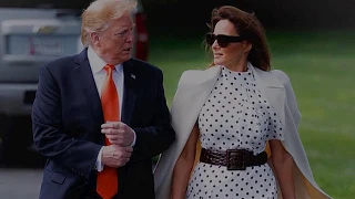 Жена президента Сша Мелания Трамп показывает как нужно правильно и строго одеваться в праздники