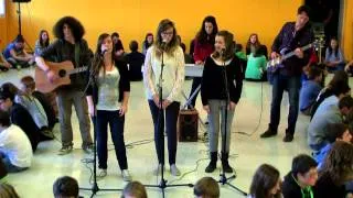CUP SONG Jean Monnet Broons (English version by French Students)