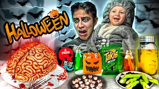 PROBANDO los DULCES MÁS RAROS de INTERNET con MI HIJO  * HALLOWEEN*