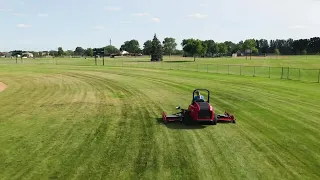 144-Inch 7500-D Z Master® Zero Turn Mower | Toro® Landscape Contractor Equipment